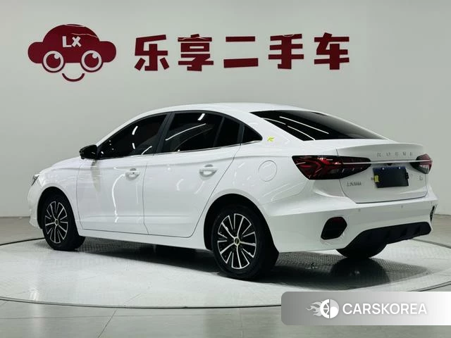 Roewe i5 2023 Белый из Китая, фото 5