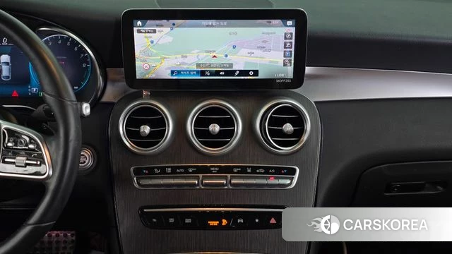Mercedes-Benz GLC-Class X253 2021 Белый из Кореи, фото 5