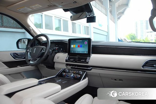 Lincoln Navigator 4th generation 2021 Серый из Кореи, фото 5