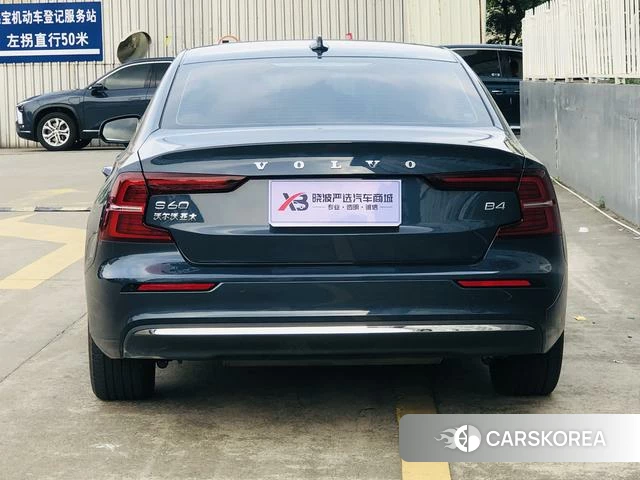 Volvo S60 2025 Синий из Китая, фото 5