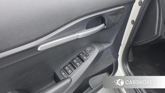 Kia Seltos 2021 Белый из Кореи, фото 5