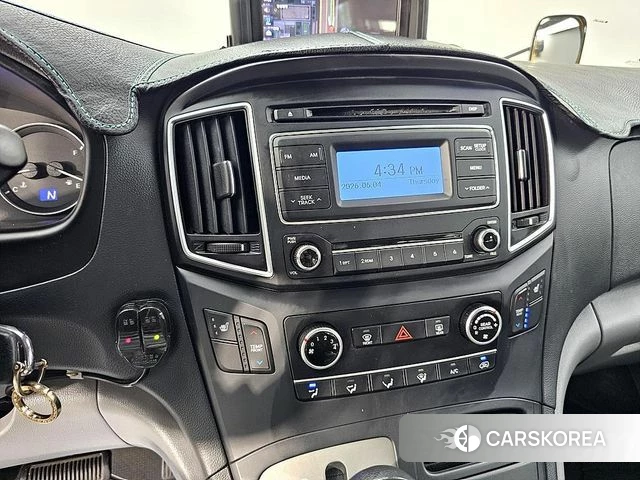 Hyundai The New Grand Starex 2018 Желтый из Кореи, фото 5