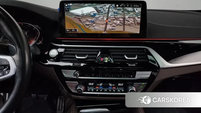 BMW 5 Series (G30) 2022 Черный из Кореи, фото 5