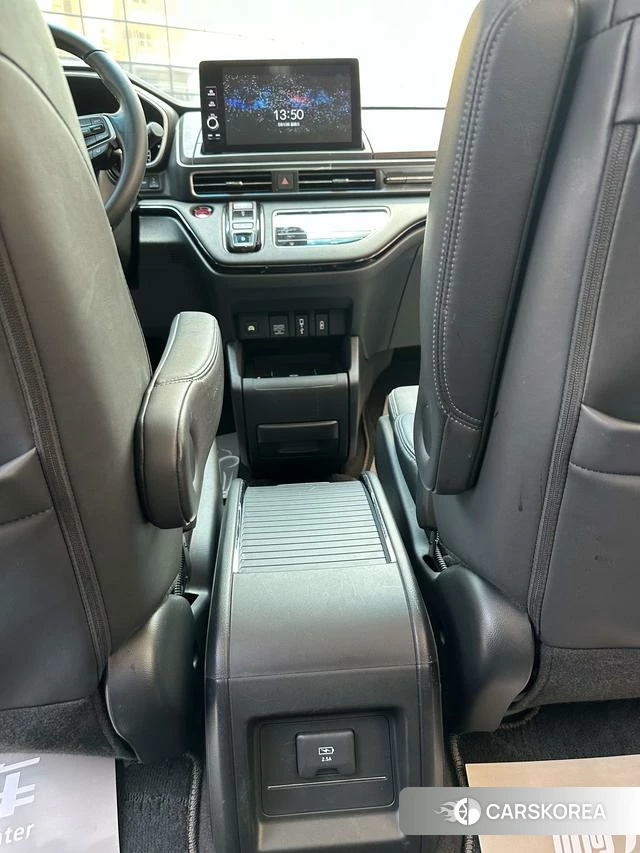 Honda Odyssey 2023 Синий из Китая, фото 5