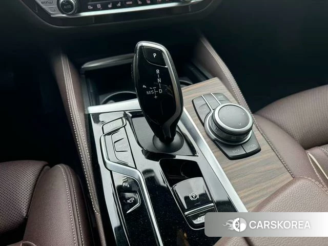 BMW 5 series 2022 Черный из Китая, фото 5