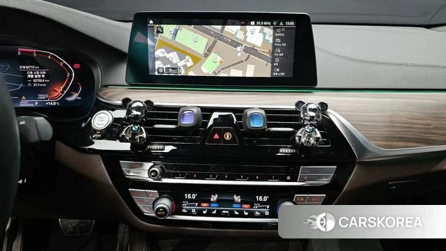 BMW 6 Series GT (G32) 2020 Белый из Кореи, фото 5