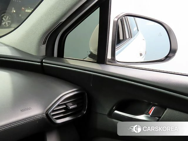 Hyundai The New Santa Fe 2022 Белый из Кореи, фото 5