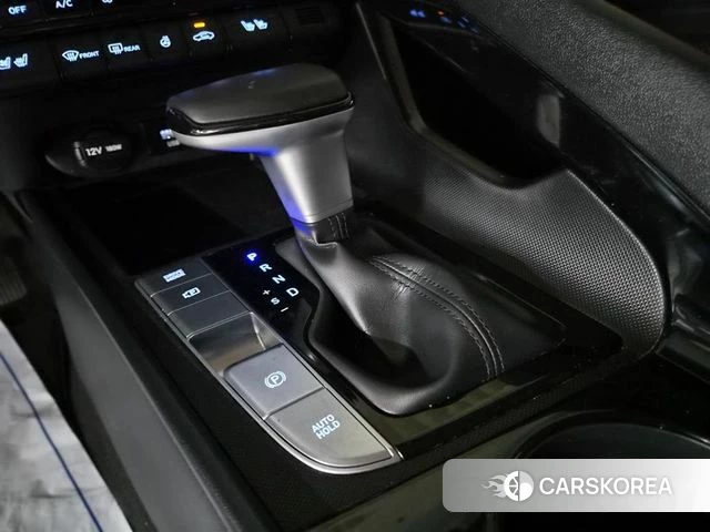 Hyundai Avante Hybrid (CN7) 2022 Белый из Кореи, фото 5