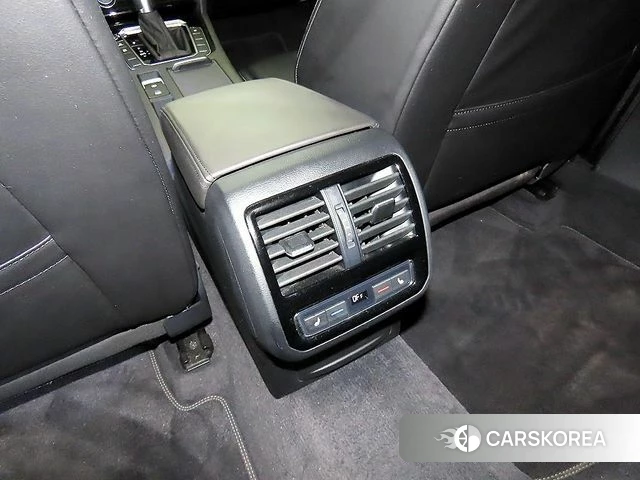 Volkswagen Arteon 2019 Черный из Кореи, фото 5