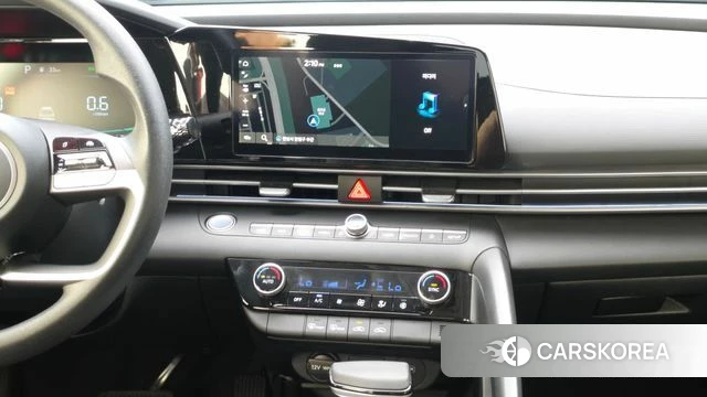 Hyundai The New Avante (CN7) 2023 Белый из Кореи, фото 5