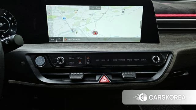 Kia K8 2022 Серебристо-серый из Кореи, фото 5