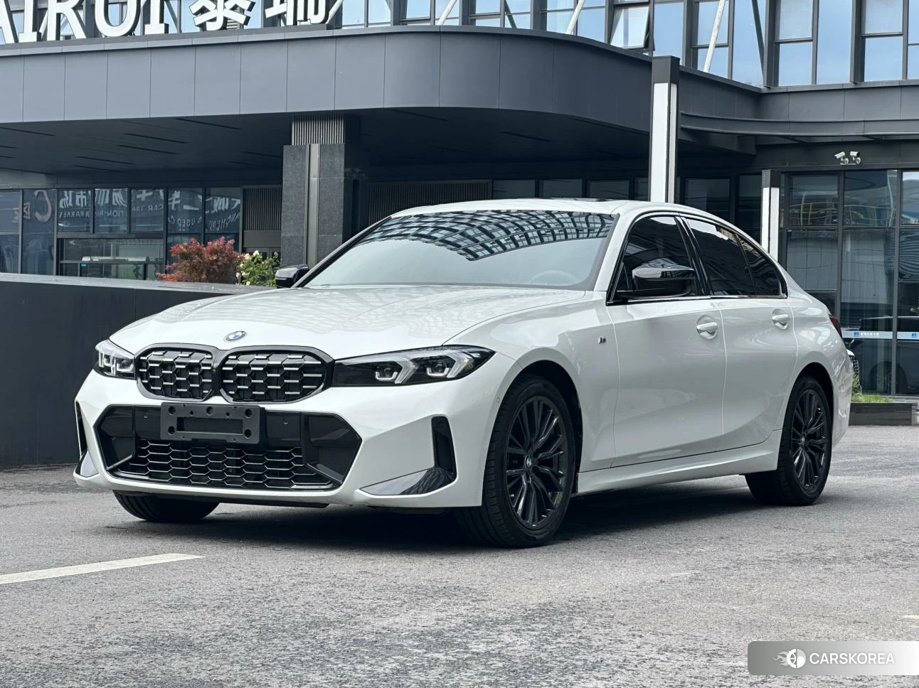 BMW 3 series 2022 Белый из Китая, фото 5