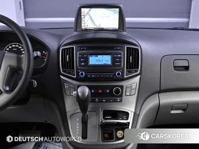 Hyundai The New Grand Starex 2018 Серебристо-серый из Кореи, фото 5