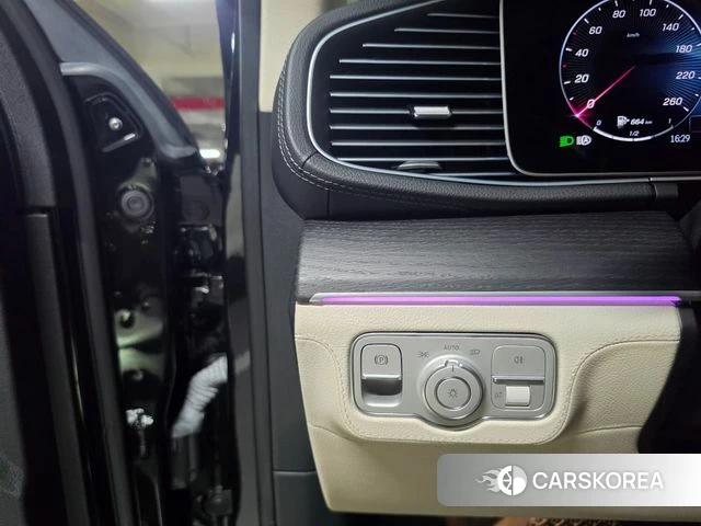 Mercedes-Benz GLE-Class W167 2023 Черный из Кореи, фото 5