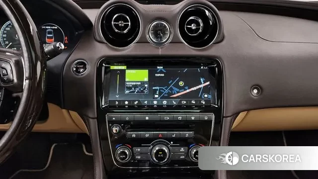 Jaguar All New XJ 2018 Белый из Кореи, фото 5
