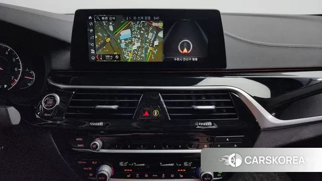 BMW 5 Series (G30) 2018 Серебряный из Кореи, фото 5