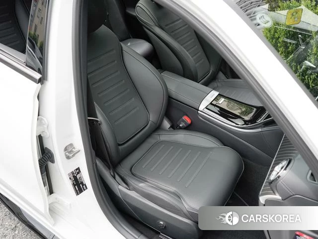 Mercedes-Benz Class C 2024 Белый из Китая, фото 5