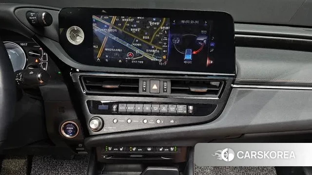 Lexus ES300h 7th generation 2022 Серебристо-серый из Кореи, фото 5