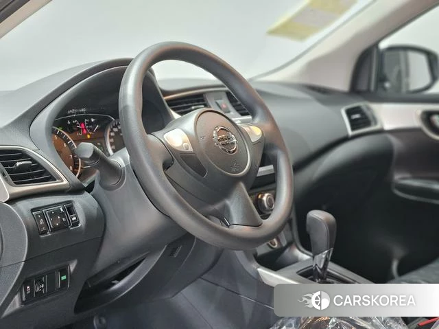 Nissan Xuan Yi 2025 Белый из Китая, фото 5