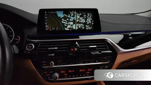 BMW 5 Series (G30) 2018 Черный из Кореи, фото 5