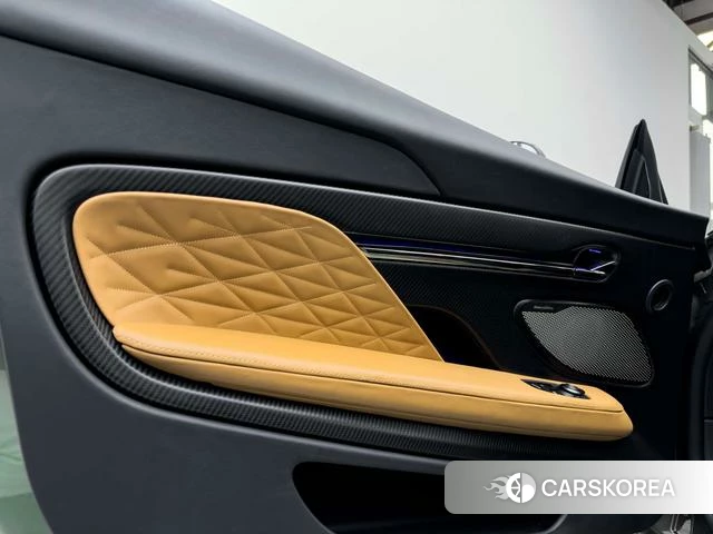 Aston Martin DB12 2026 Зеленый из Китая, фото 5