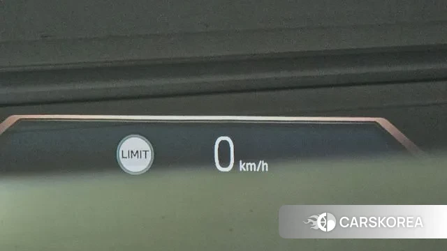 BMW 5 Series (G60) 2025 Серебряный из Кореи, фото 5