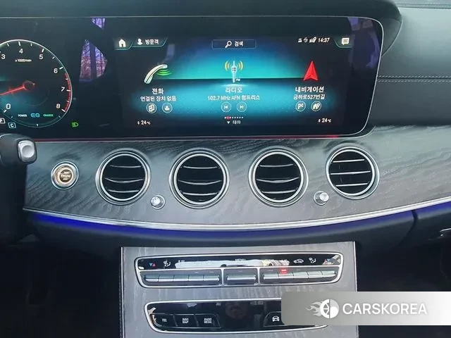 Mercedes-Benz E-Class W213 2022 Серебряный из Кореи, фото 5