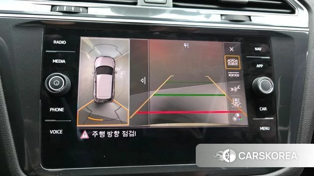 Volkswagen Tiguan Allspace 2020 Белый из Кореи, фото 5