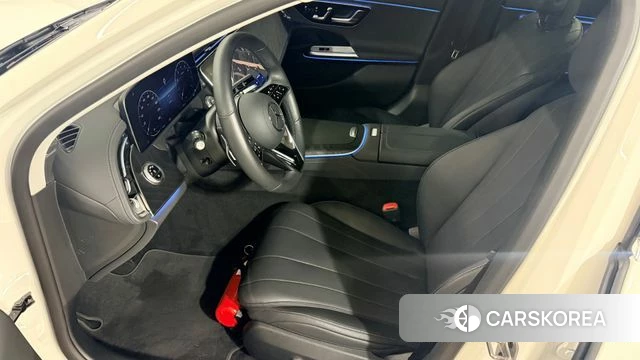 Mercedes-Benz E-Class W214 2025 Белый из Кореи, фото 5