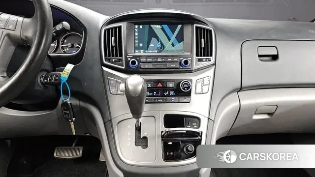 Hyundai The New Grand Starex 2018 Серебристо-серый из Кореи, фото 5