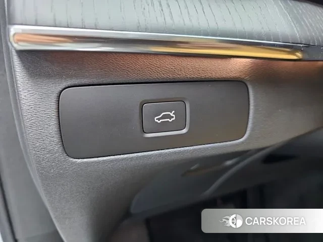 Volvo XC90 second Generation 2024 Белый из Кореи, фото 5