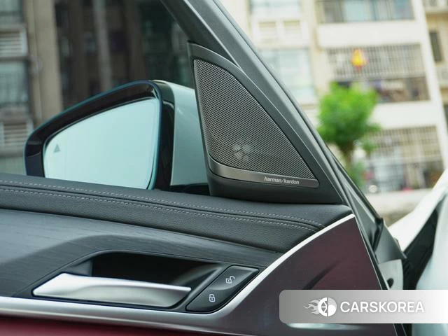 BMW 5 series 2022 Белый из Китая, фото 5