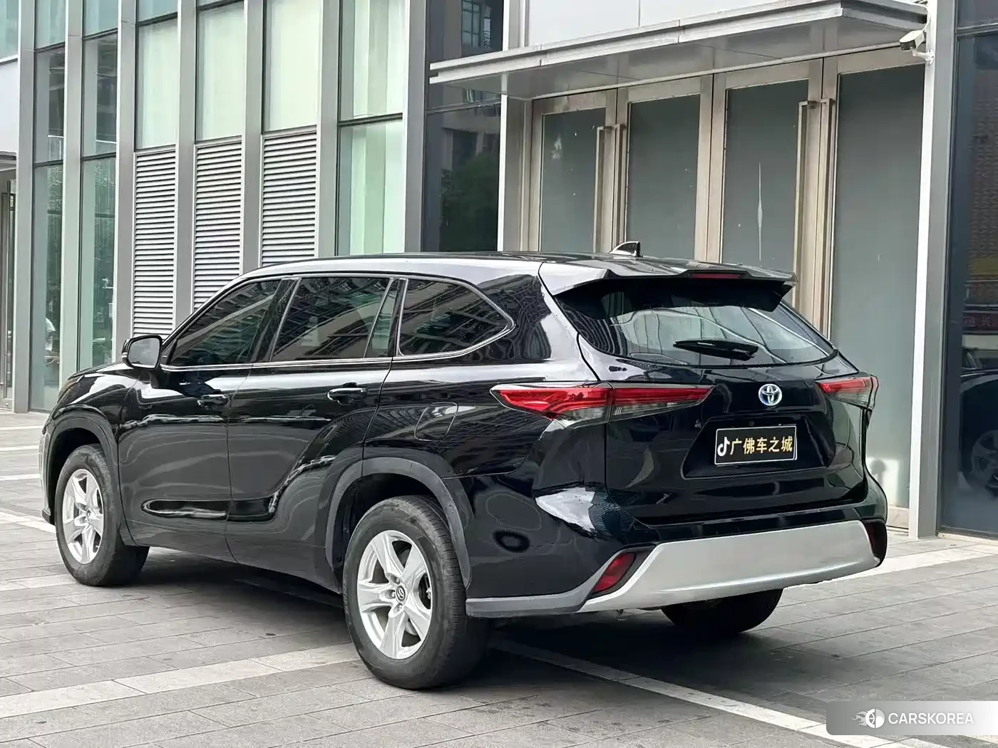 Toyota Highlander 2024 Черный из Китая, фото 5
