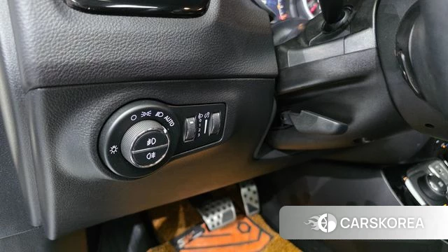 Jeep Compass 2nd Generation 2018 Белый из Кореи, фото 5