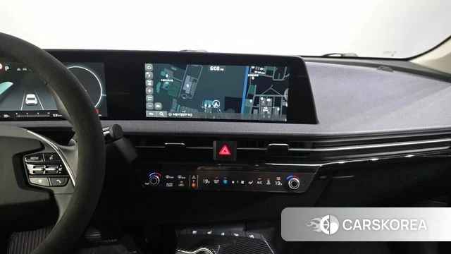Kia EV6 2022 Жемчужный цвет из Кореи, фото 5