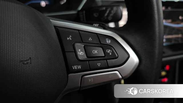 Volkswagen Tiguan second Generation 2023 Белый из Кореи, фото 5