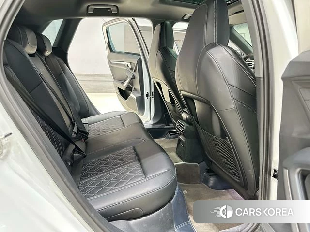 Audi A3 2025 Зеленый из Китая, фото 5