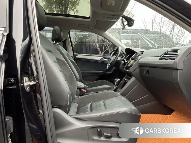 Volkswagen Tiguan L 2021 Черный из Китая, фото 5