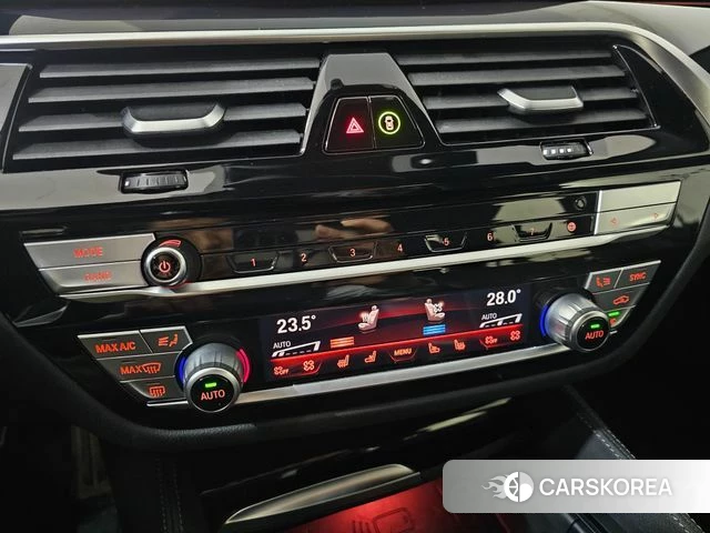 BMW 5 Series (G30) 2022 Синий из Кореи, фото 5