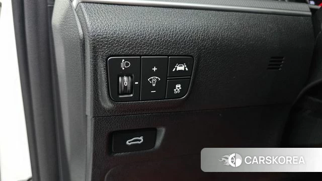 Kia K5 3rd generation 2023 Белый из Кореи, фото 5