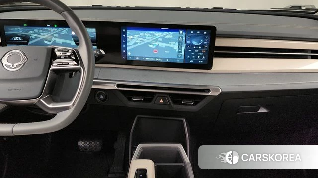 Ssangyong Torres EVX 2023 Белый из Кореи, фото 5