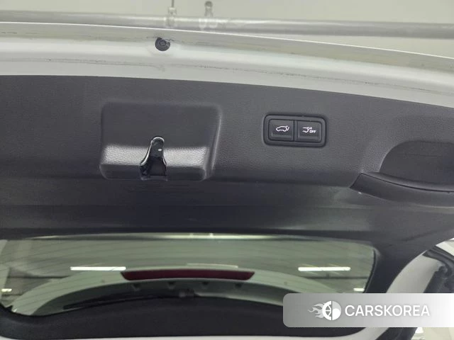 Kia Carnival 4th generation 2023 Белый из Кореи, фото 5