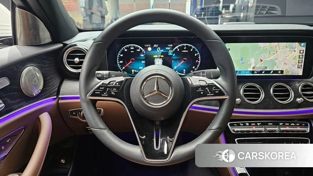 Mercedes-Benz E-Class W213 2023 Белый из Кореи, фото 5