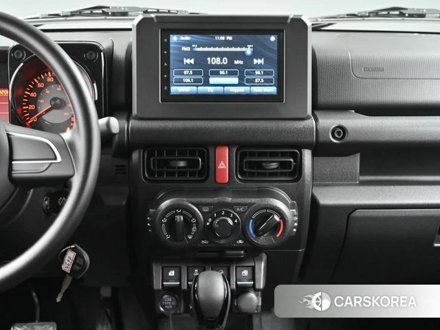 Suzuki Jimny 2025 Черный из Кореи, фото 5