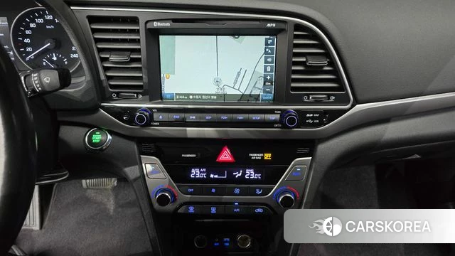 Hyundai Avante AD 2018 Белый из Кореи, фото 5