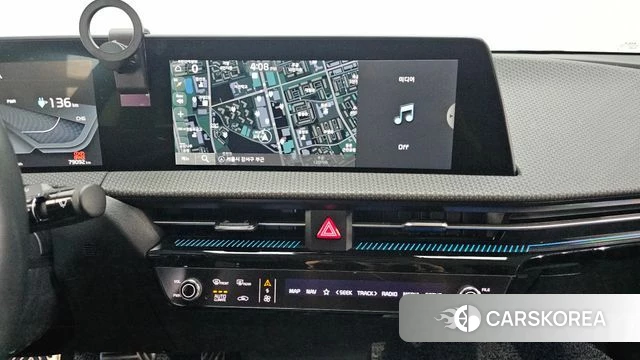 Kia EV6 2023 Черный из Кореи, фото 5