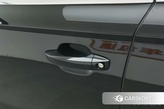 Audi A6L 2018 Черный из Китая, фото 5