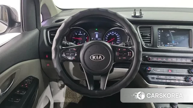 Kia The New Carnival 2018 Белый из Кореи, фото 5