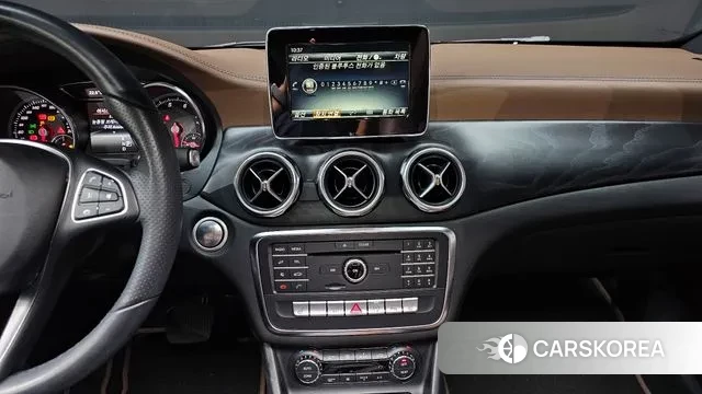 Mercedes-Benz GLA-Class X156 2018 Белый из Кореи, фото 5