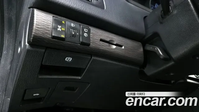 Ssangyong Korando Turismo 2018 Черный из Кореи, фото 5